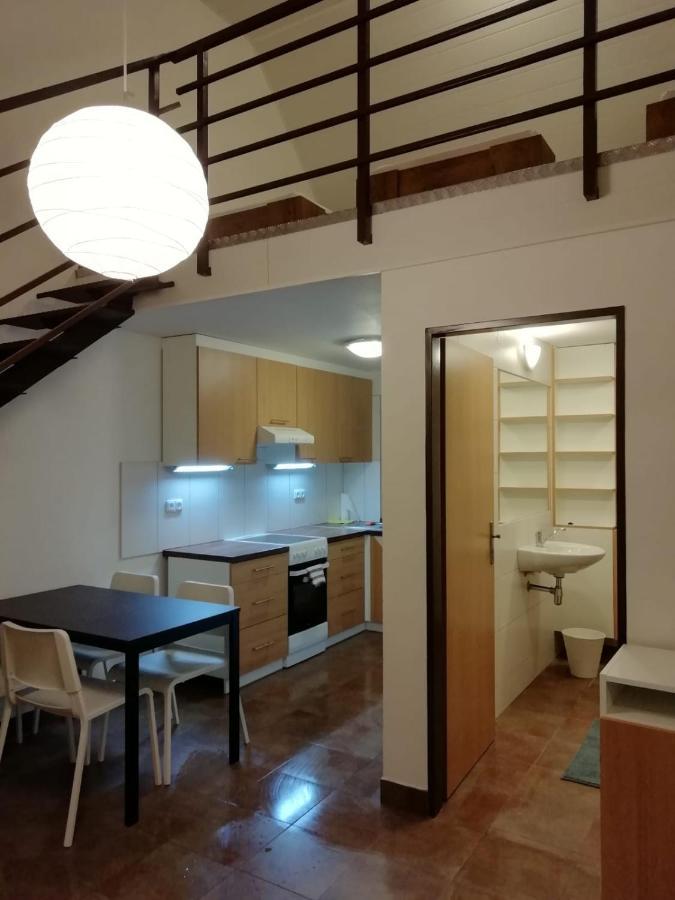 Apartmany Vinarstvi Klucov Lstibor Dış mekan fotoğraf